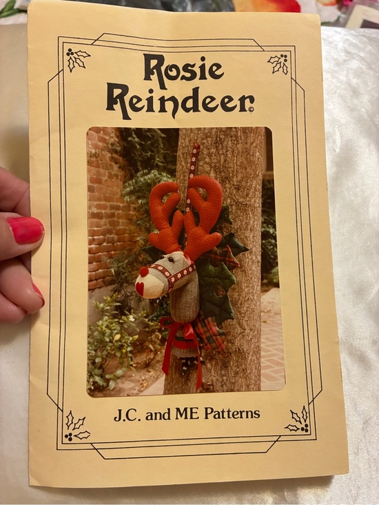 JC and ME Patterns Other - Rosie Reindeer Holiday Wall Hanging Pattern by JC and ME Christmas Sewing Uncut